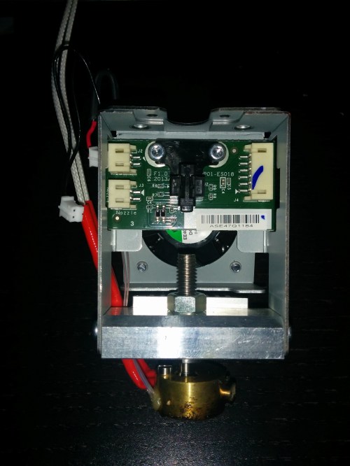 Da Vinci extruder showing the PCB